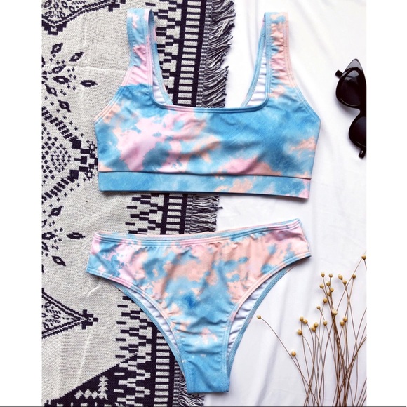 🆕Tie Dye Bikini Set Bathing Suit Swimwear - Picture 3 of 3